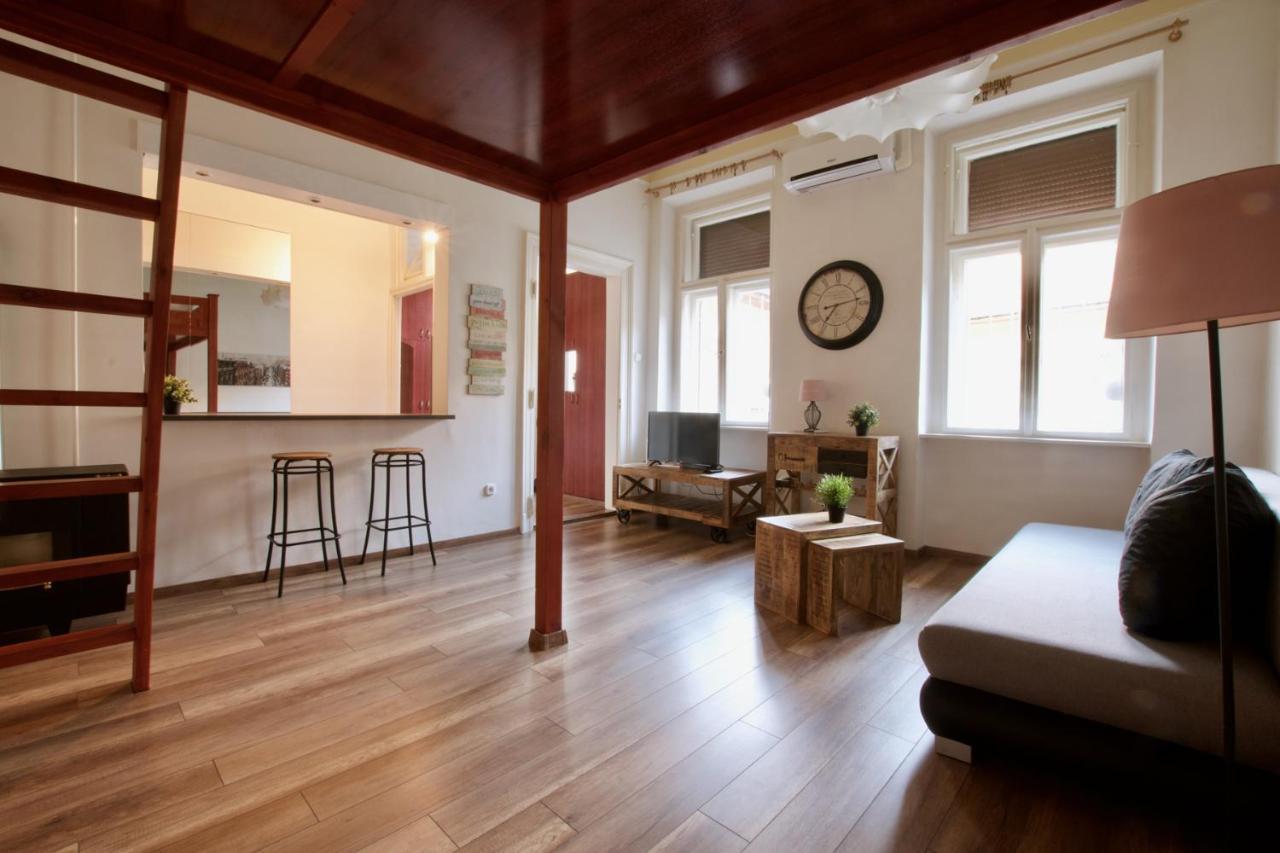 Standard Apartment By Hi5 - Nyugati Square Budapesta Exterior foto